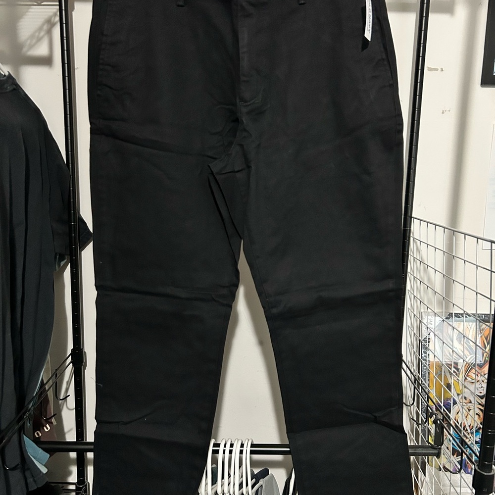 New Old Navy Straight Built-in Flex Chino Pants Men - Medium - Black Jack 30W30L